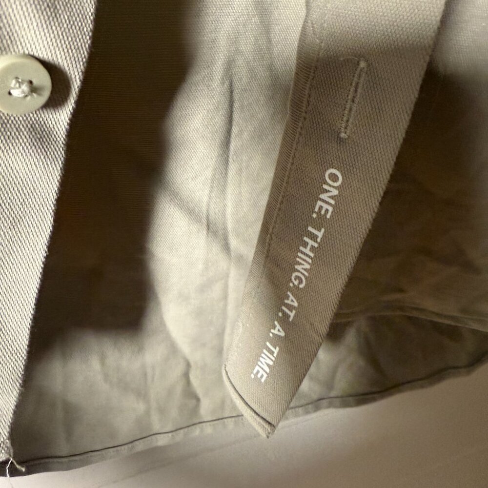 Lululemon Shirt Medium Tan Button Down Long Sleeve Collared -One.Thing.At.A.Time - Picture 7 of 7